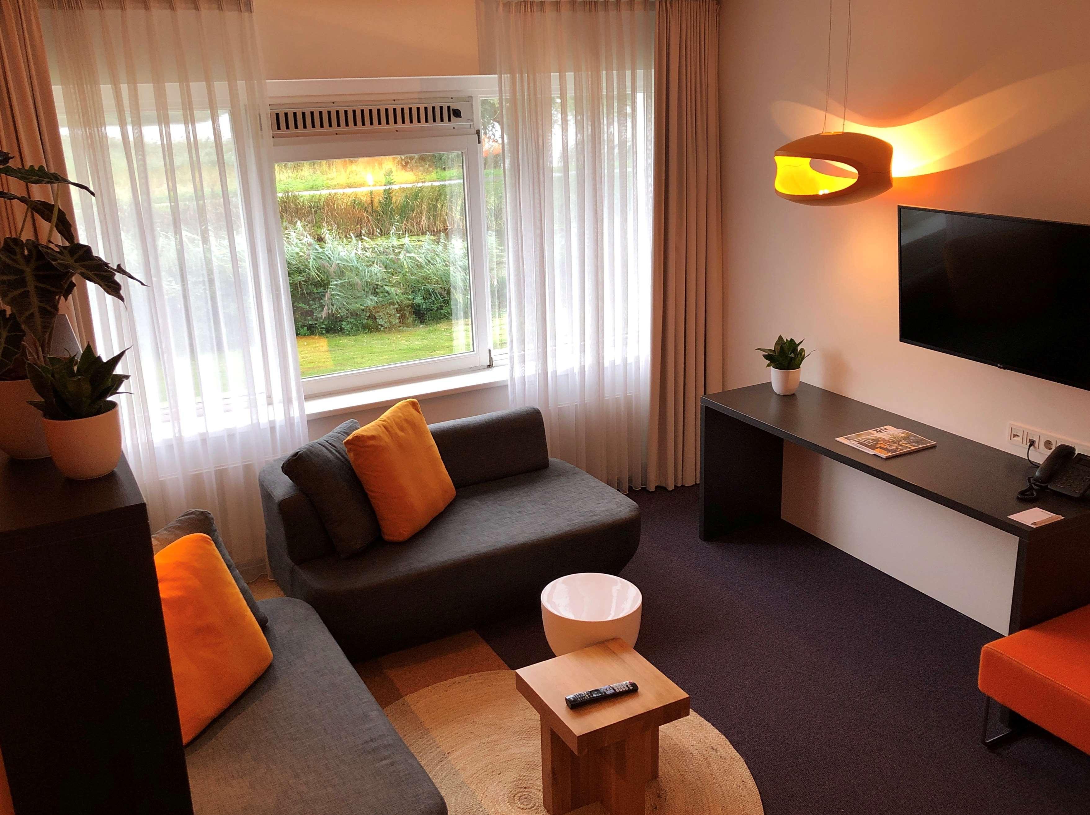 Amrath Airport Hotel Ротердам Екстериор снимка